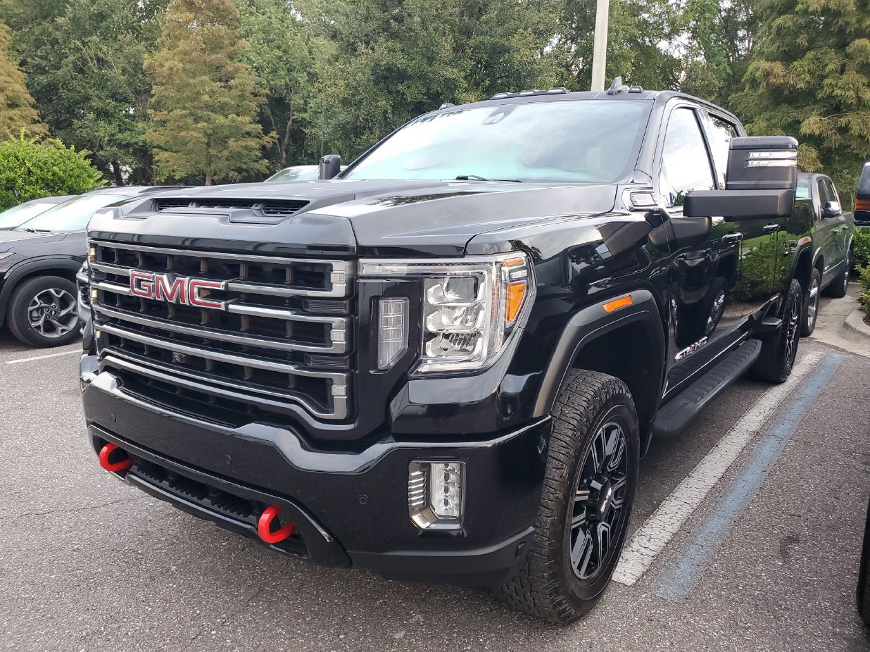 Used 2022 GMC Sierra 3500 AT4 w/ AT4 Premium Plus Package AWD/4WD image 2