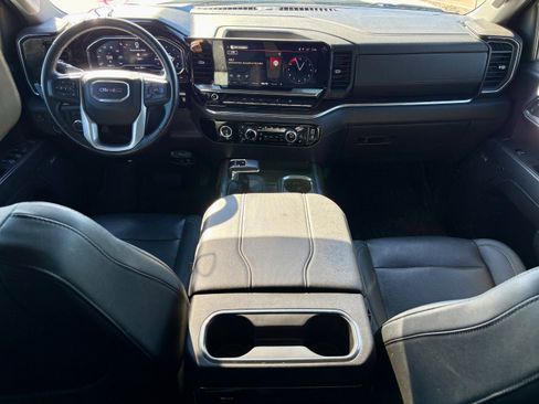 Used 2023 GMC Sierra 1500 SLT w/ SLT Convenience Package image 21