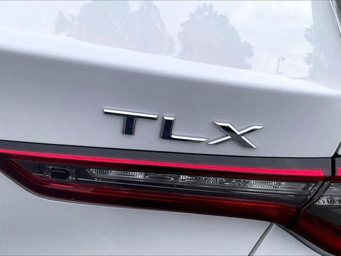Used 2023 Acura TLX w/ Technology Package image 11