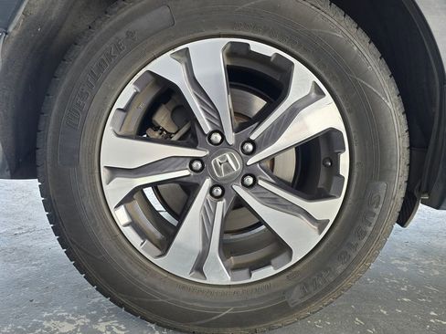 Used 2018 Honda CR-V LX image 13