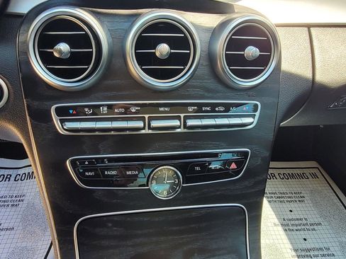 Used 2016 Mercedes-Benz C 300 4MATIC Sedan image 15
