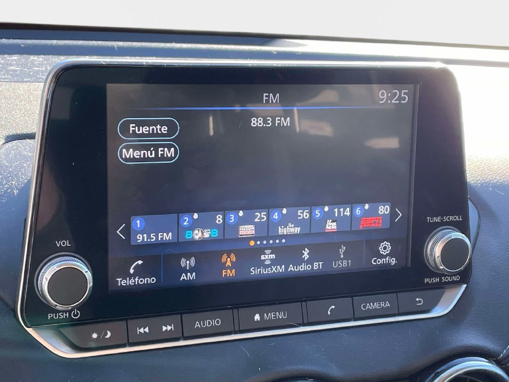 Used 2025 Nissan Sentra SV FWD image 24