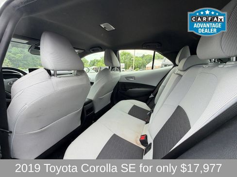 Used 2019 Toyota Corolla SE w/ Carpet Mat Package FWD image 10