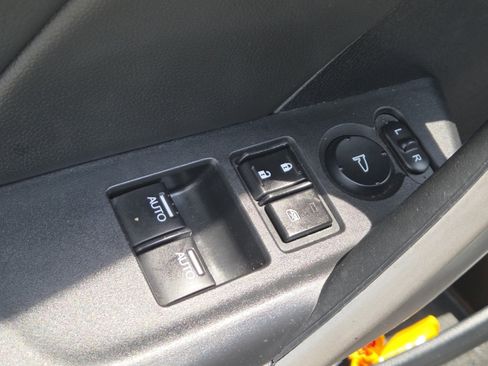 Used 2010 Honda Accord EX-L image 23