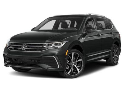 Used 2024 Volkswagen Tiguan SEL R-Line