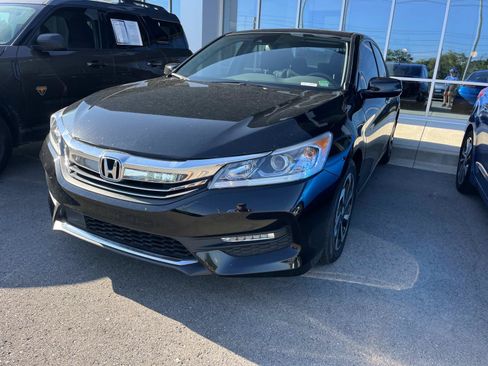 Used 2016 Honda Accord EX-L image 5