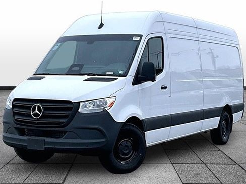 New 2025 Mercedes-Benz Sprinter 2500 image 2