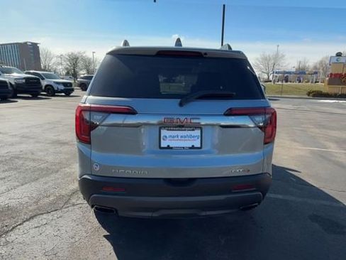 Used 2023 GMC Acadia AT4 w/ Technology Package AWD/4WD image 7