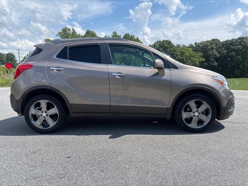 Used 2013 Buick Encore FWD image 6