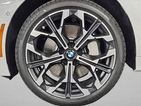 Used 2026 BMW 330i Sedan w/ Premium Package RWD image 16