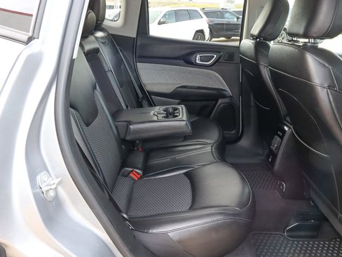 Used 2022 Jeep Compass Latitude w/ Sun and Sound Group image 25