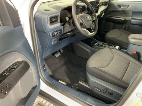 New 2025 Ford Maverick XLT w/ XLT Luxury Package AWD/4WD image 15