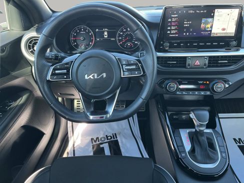 Used 2024 Kia Forte GT-Line w/ GT-Line Premium Package image 12
