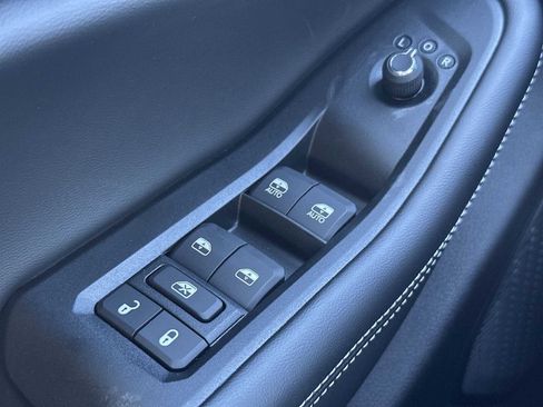 New 2025 Jeep Grand Cherokee L Laredo w/ Luxury Tech Group I image 15