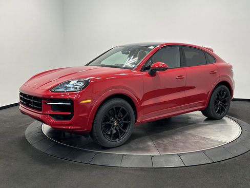 Certified 2026 Porsche Cayenne Coupe image 1