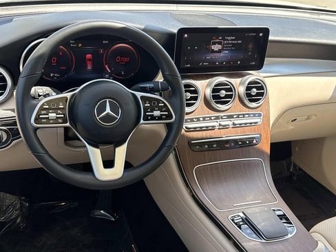 Used 2022 Mercedes-Benz GLC 300 image 8