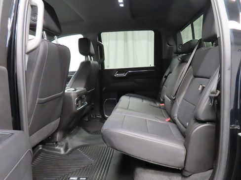 Used 2024 GMC Sierra 3500 SLT w/ SLT Premium Package image 10