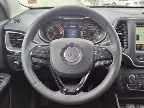 Used 2023 Jeep Cherokee Altitude Lux w/ Lux Elite Package AWD/4WD image 33
