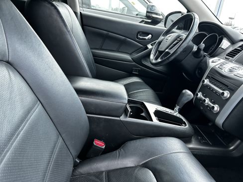 Used 2011 Nissan Murano SL w/ Navigation Pkg image 12