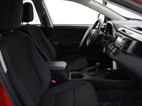 Used 2015 Toyota RAV4 LE image 11