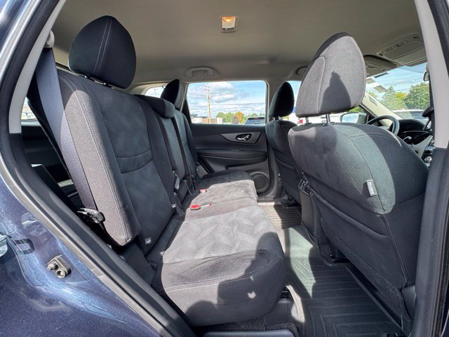 Used 2016 Nissan Rogue S AWD/4WD image 14