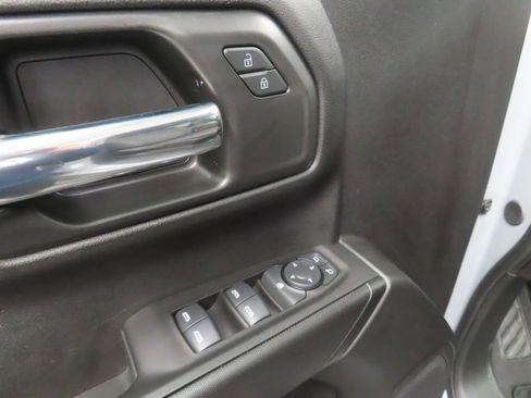Used 2024 GMC Sierra 1500 Pro w/ Graphite Edition AWD/4WD image 46
