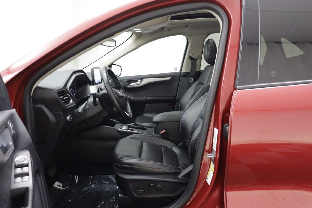 Used 2020 Ford Escape SEL AWD/4WD image 5