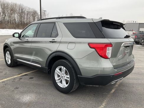 Used 2020 Ford Explorer XLT w/ Equipment Group 202A image 30