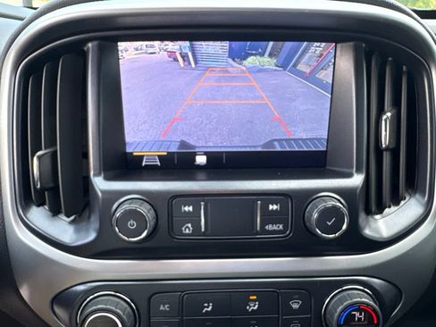 Used 2022 Chevrolet Colorado ZR2 AWD/4WD image 15