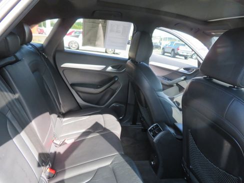 Used 2016 Audi Q3 2.0T Prestige image 20
