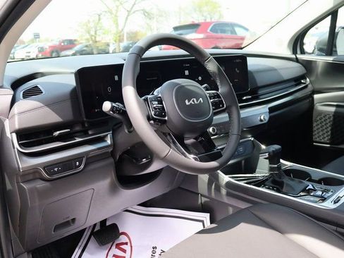 New 2026 Kia Carnival SX FWD image 23