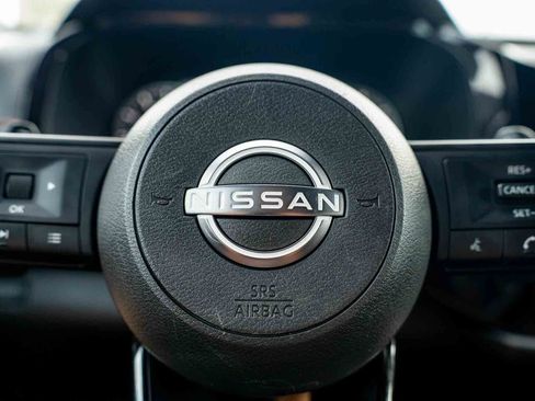 Used 2024 Nissan Pathfinder Rock Creek AWD/4WD image 14
