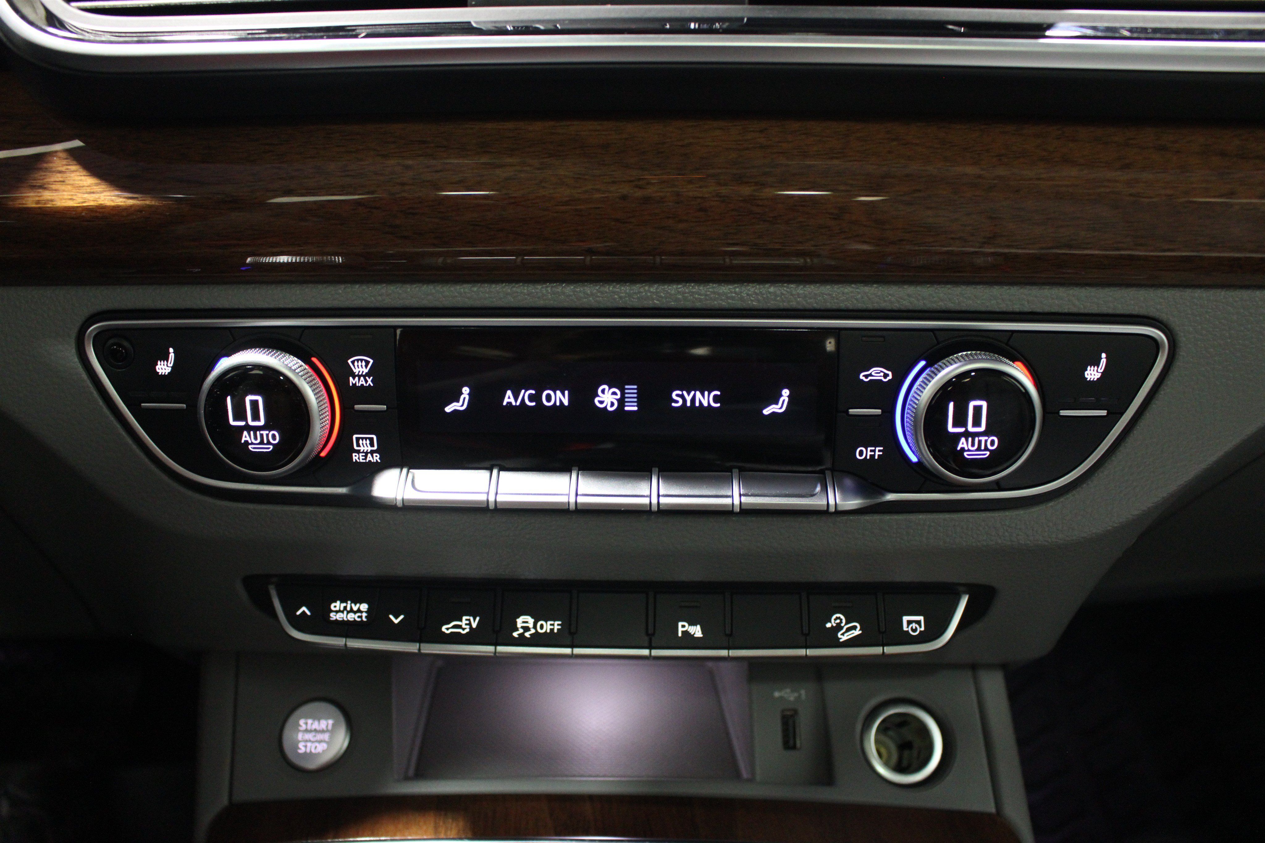 Used 2022 Audi Q5 e Premium Plus AWD/4WD image 19