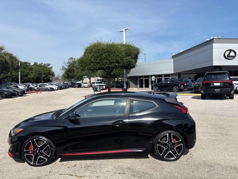 Used 2021 Hyundai Veloster N FWD image 2