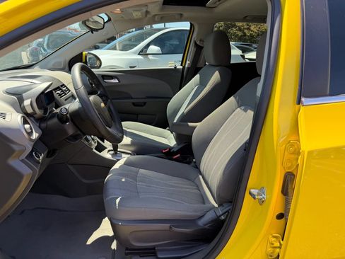 Used 2016 Chevrolet Sonic LT w/ LT Promotional Package FWD image 22