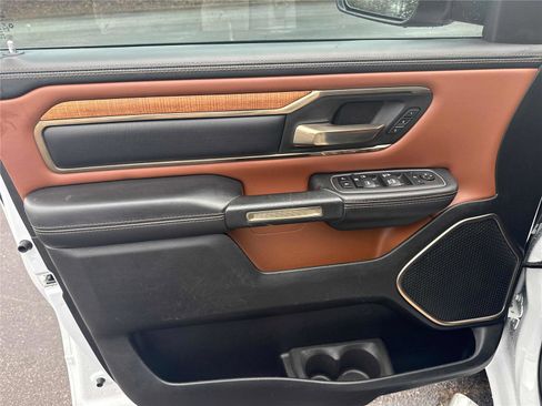 Used 2022 RAM 1500 Limited w/ Body Color Bumper Group image 9