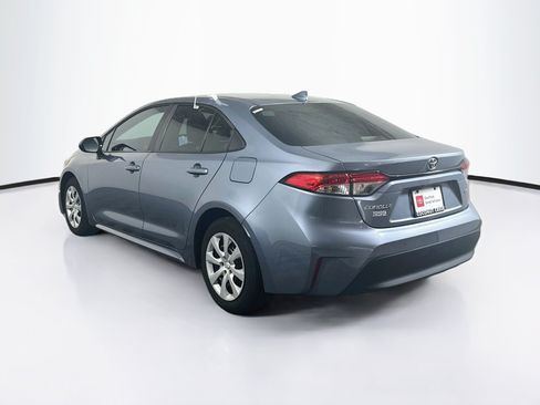 Used 2024 Toyota Corolla LE FWD image 5