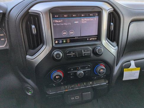 Used 2021 Chevrolet Silverado 1500 LT image 11