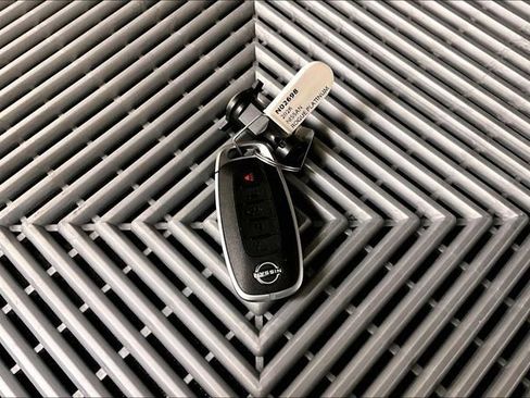 New 2026 Nissan Rogue Platinum w/ Platinum Premium Package image 13