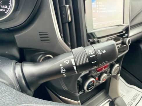 Used 2021 Subaru Forester Premium AWD/4WD image 47