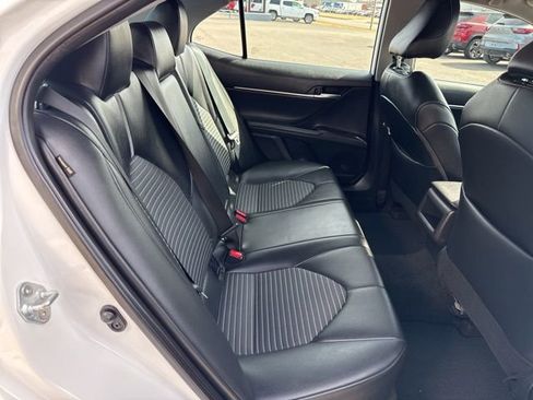 Used 2024 Toyota Camry SE image 15