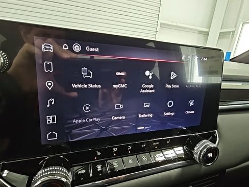 New 2026 GMC Canyon Elevation w/ Convenience Package image 13