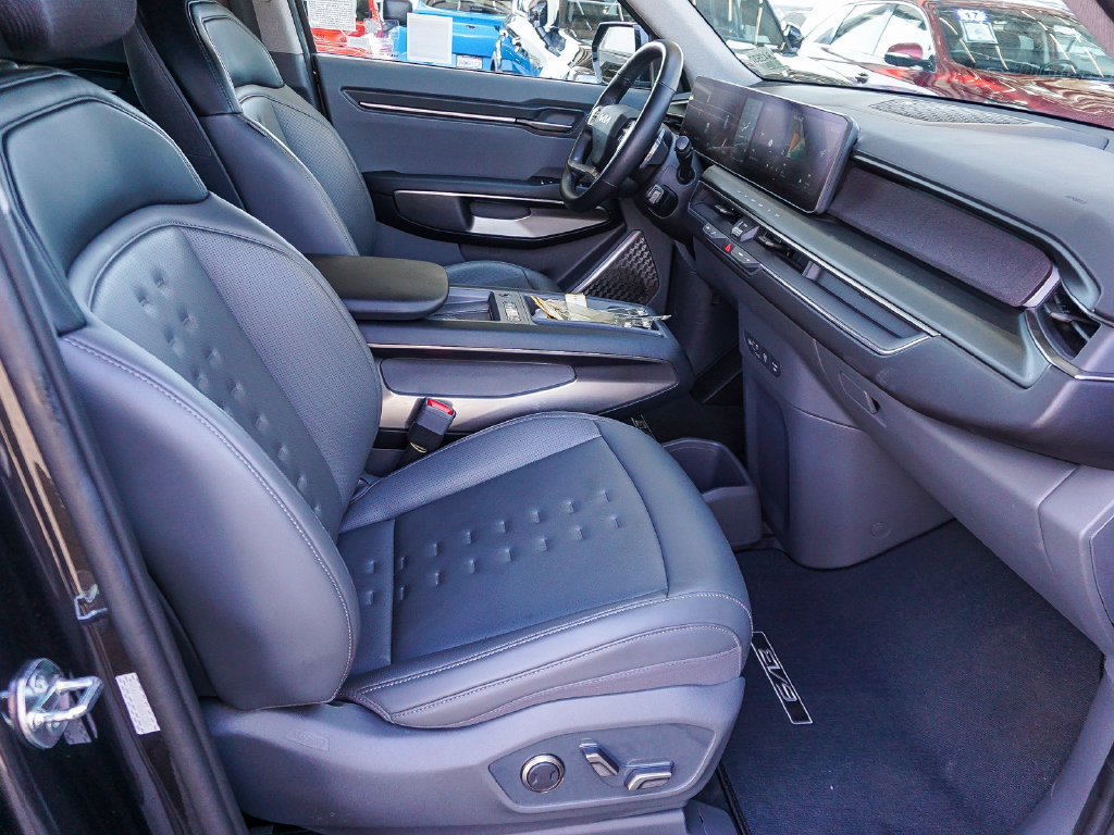 Certified 2024 Kia EV9 Wind AWD/4WD image 13
