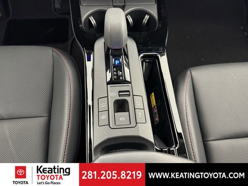 New 2026 Toyota Prius Plug-In Hybrid FWD image 9