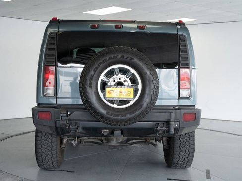 Used 2005 HUMMER H2 w/ Preferred Equipment Group image 8