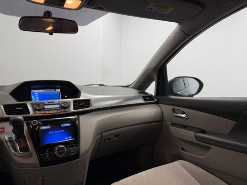 Used 2015 Honda Odyssey EX image 35