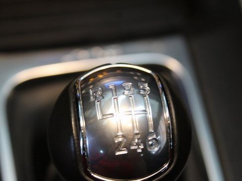 Used 2022 Ford Mustang Coupe image 23