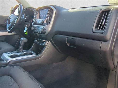Used 2021 Chevrolet Colorado LT image 22
