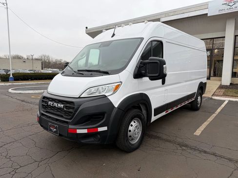 Used 2023 RAM ProMaster 2500 image 3