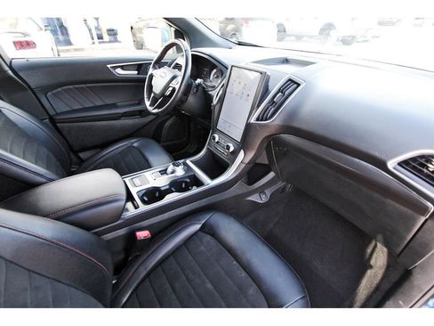 Certified 2024 Ford Edge ST-Line AWD/4WD image 28